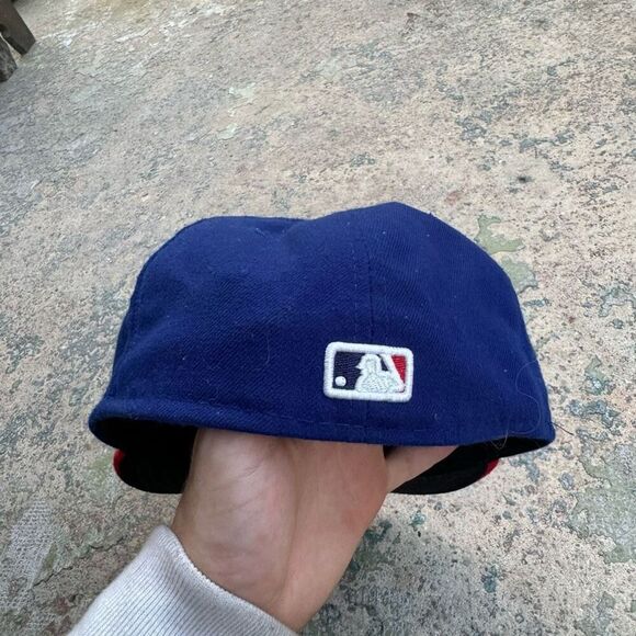 Philadelphia Phillies MLB Fitted Y2K Hat - Picture 2 of 4